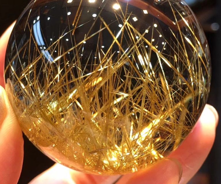 Mysterious crystals bring you good luck